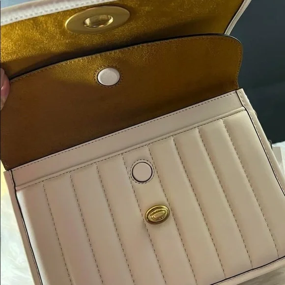 💰SOLD - 4684 - Coach Madison Shoulder Bag with Quilting - Picture 10 of 13